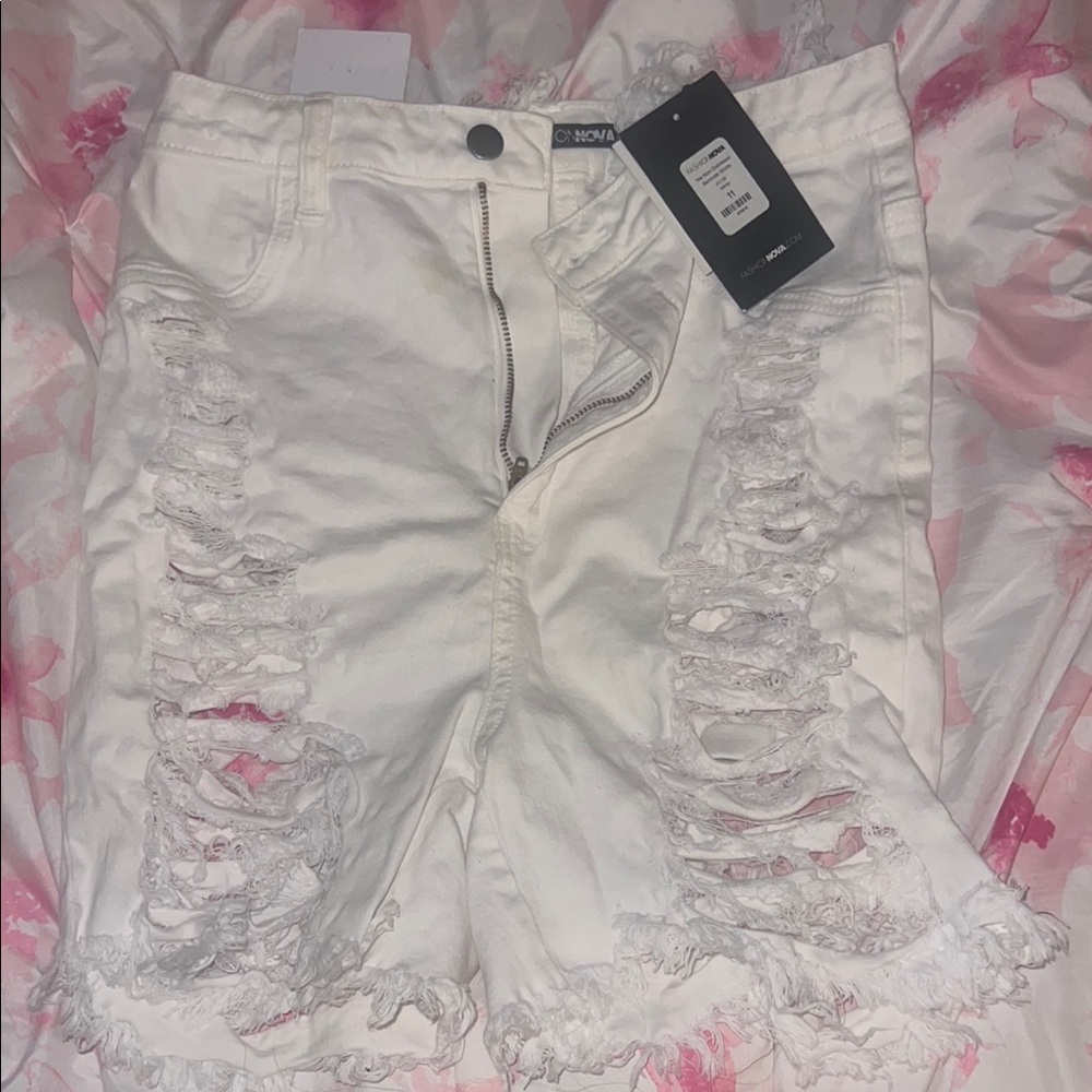 Fashion Nova Frayed White Denim Shorts